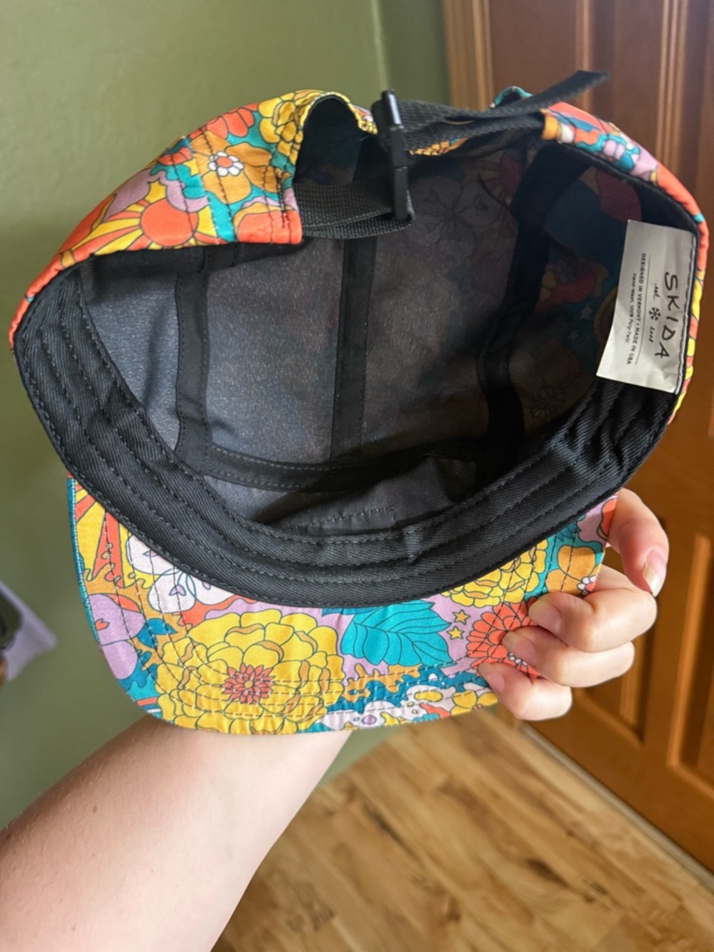 Skida Floral 5-Panel Cap in Bright Multicolor - Picture 2 of 3
